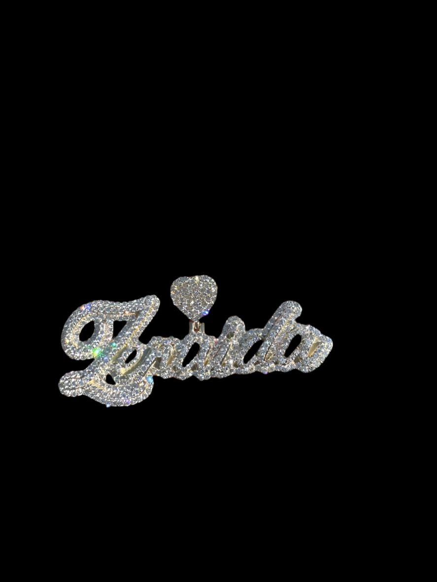 Nombre personalizado con diamantes (lab)