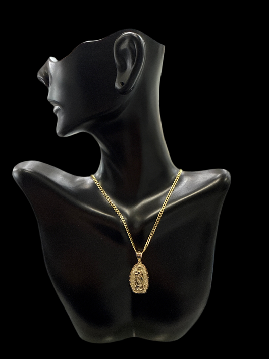 Cadena 14k con dije de la virgen de  Guadalupe